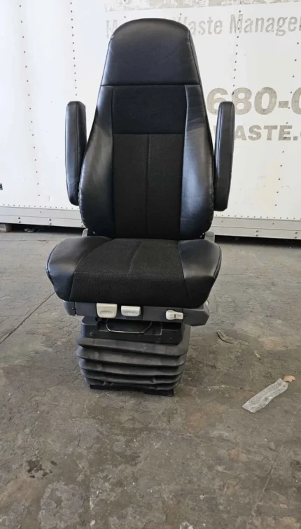 Freightliner Cascadia seat
