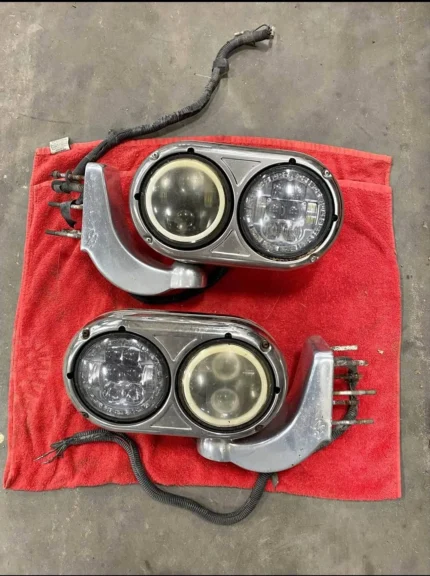 Peterbilt Headlights - come off a 389