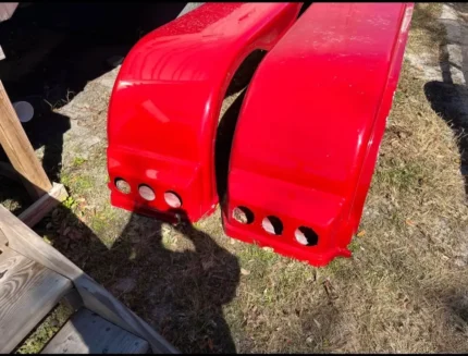 Semi fiberglass, full fenders